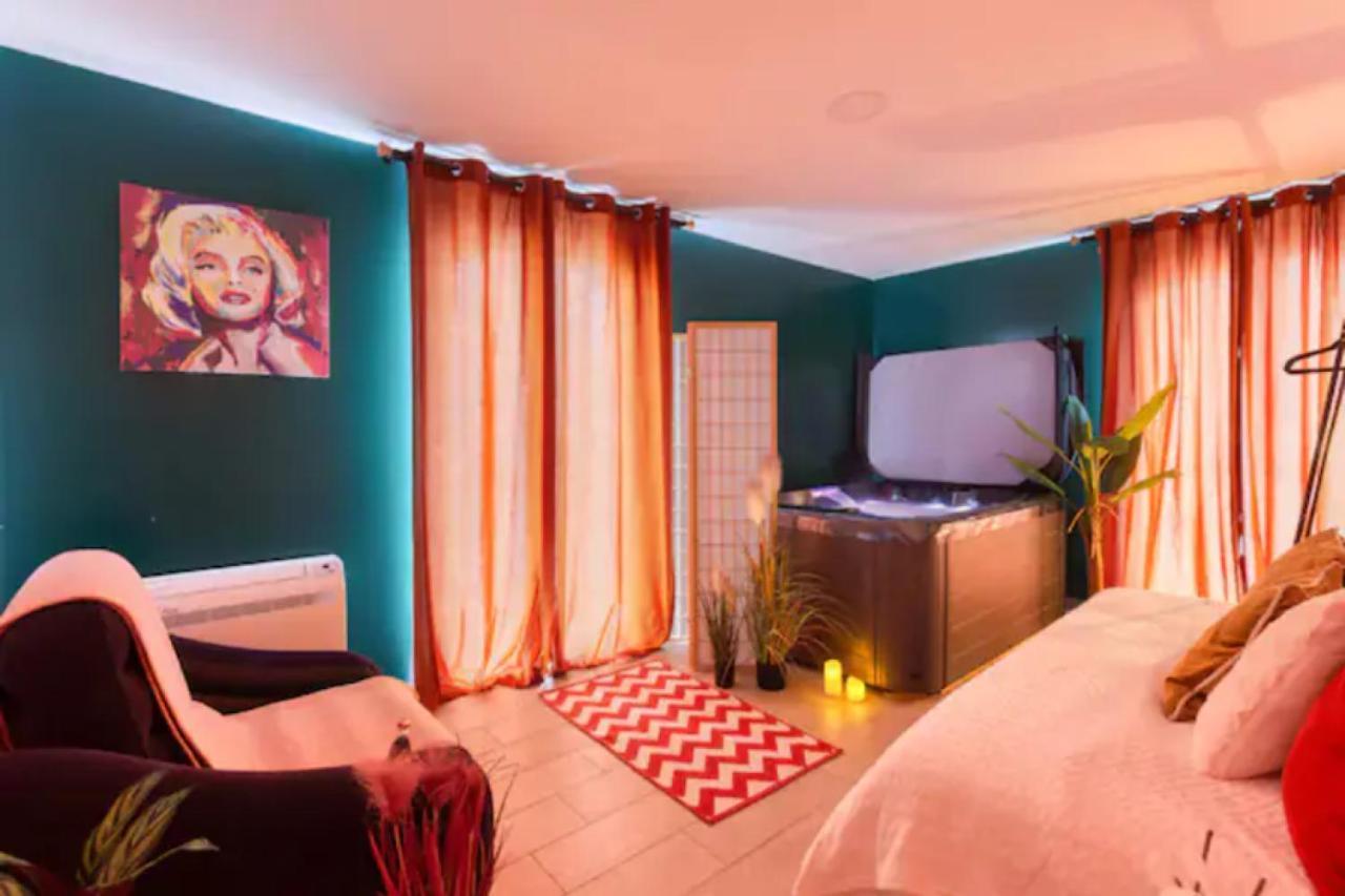Suite Marilyn Monroe & Spa - 4P - Proche Disney Montry Exterior foto